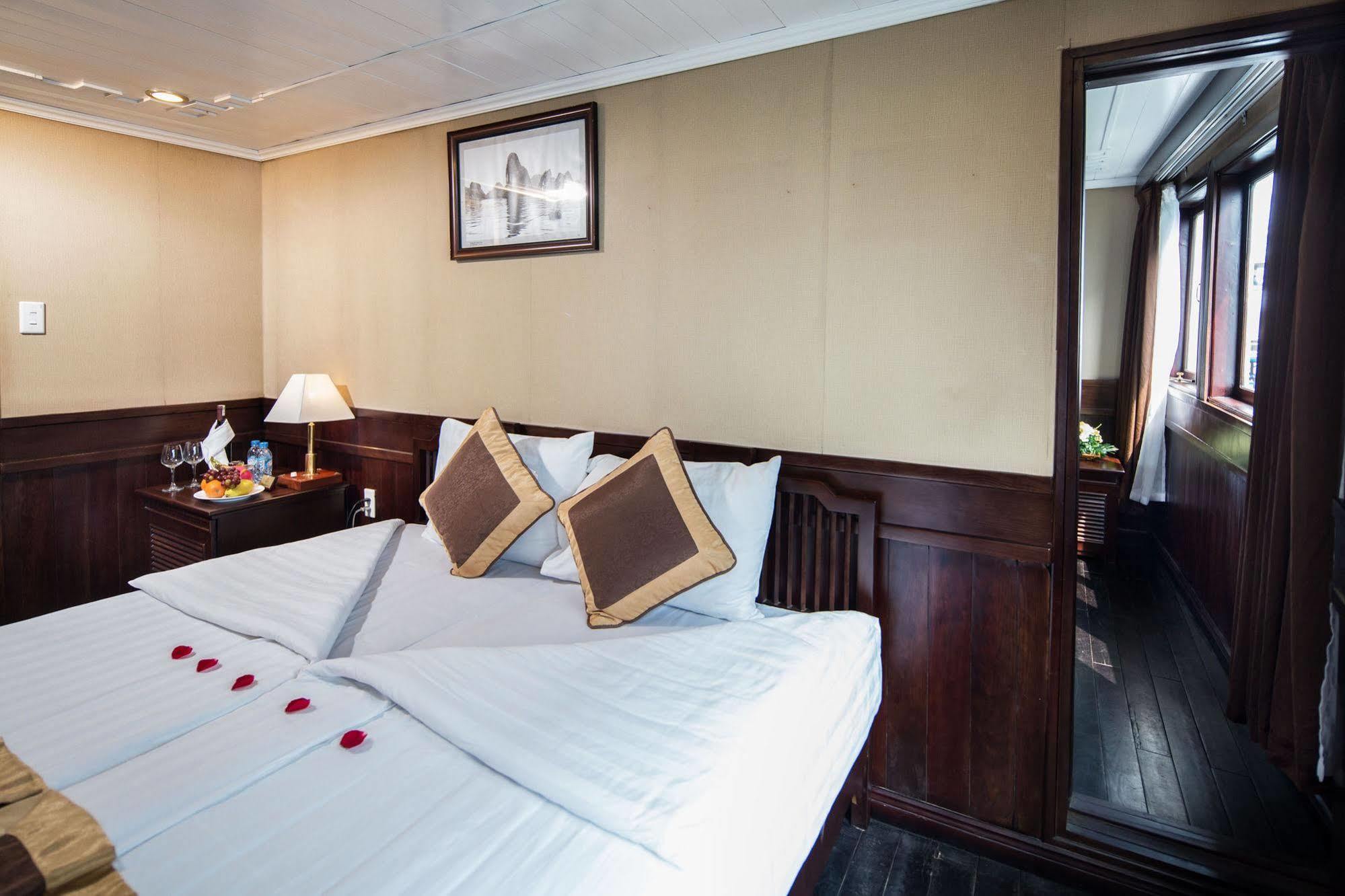 Halong Glory Legend Cruise Hotel Hạ Long-öböl Kültér fotó